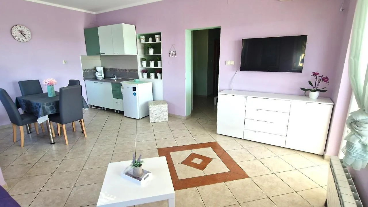 Apartments Ana & Ivan Krk Town Croazia