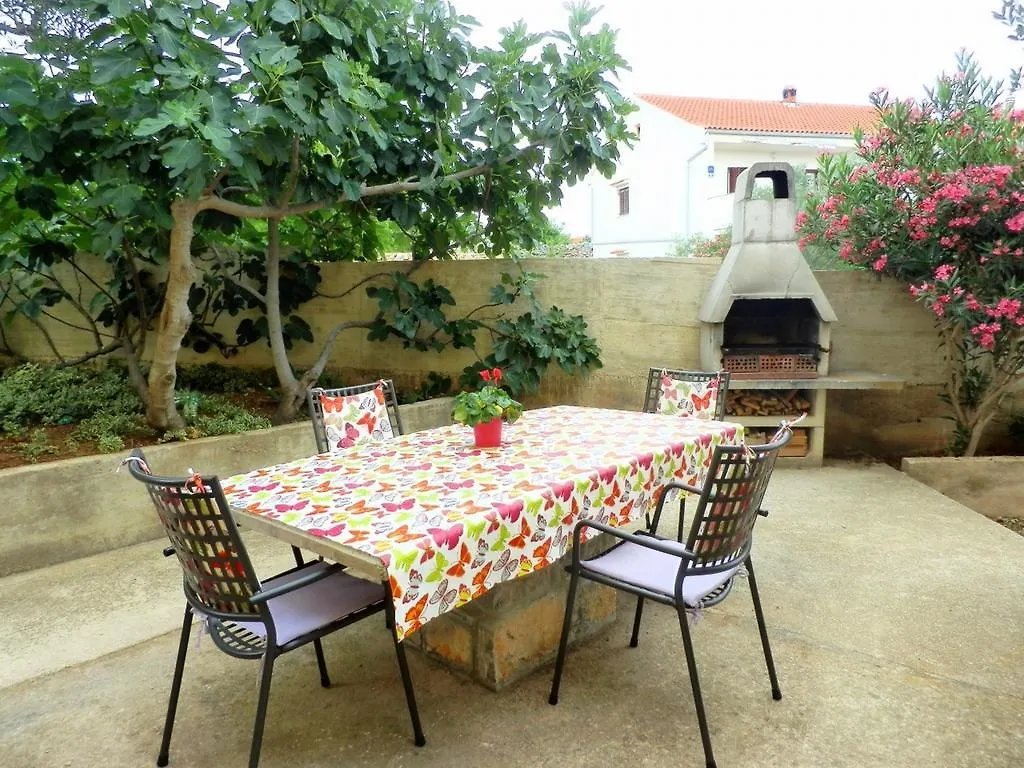 Apartments Ana & Ivan Krk Town